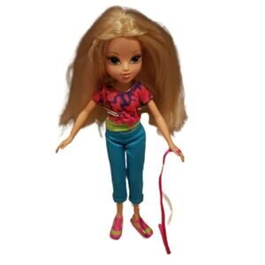 Moxie Girlz Poopsy Pets DI-avery Doll